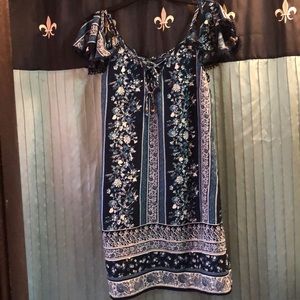 Blue Cold shoulder summer dress Trixxi size medium